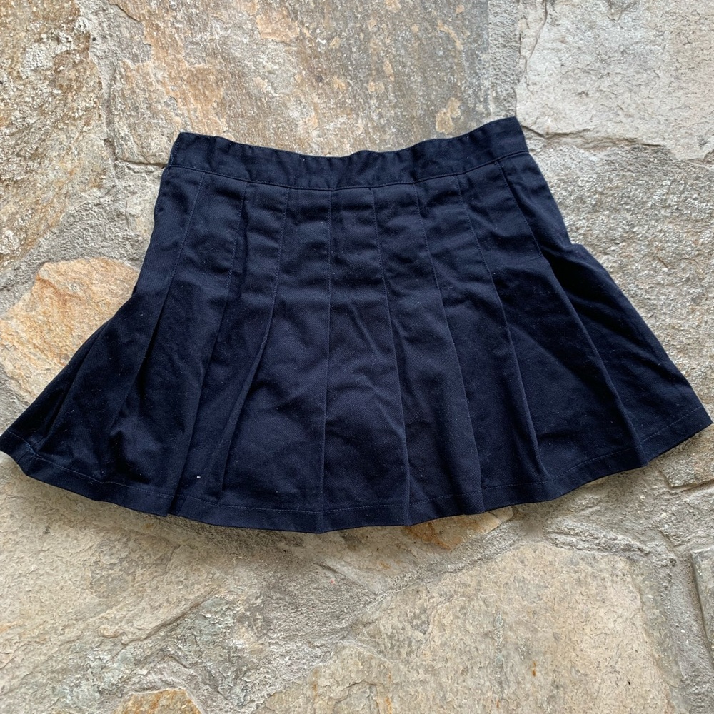 Brandy Melville new pleated navy tennis skirt M